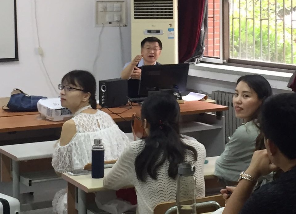课堂学习现场